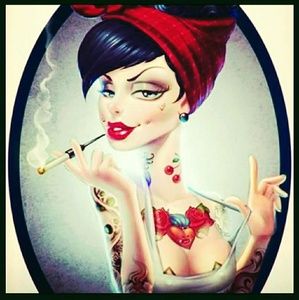 Meet your Posher, the BrittChickTeam!